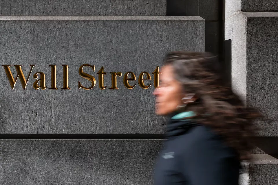 Wall Street hires more senior bankers as growing confidence fuels trading rebound