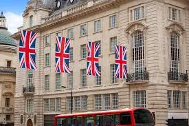 The UK employment data is weak, and the pound has fallen below the 1.27 mark against the US dollar, intensifying market expectations of interest rate cuts